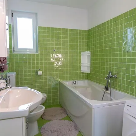 度假居 Anetta With 5 Bedrooms *